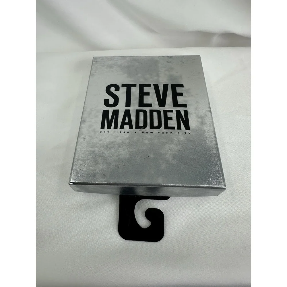 Steve Madden Billfold Brown Leather Wallet With Back RFID New In Box